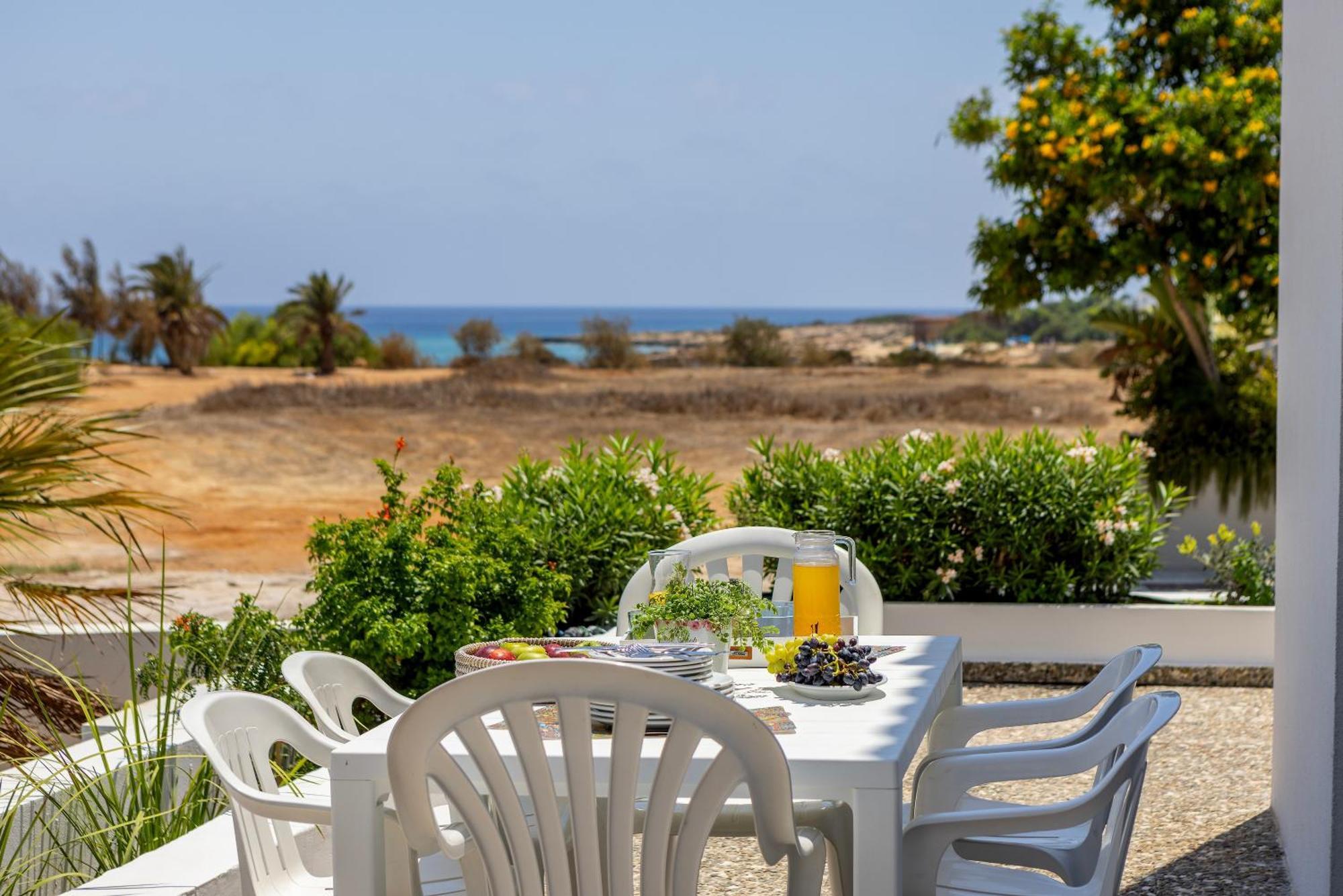 Protaras Nisia Seaside Villa Extérieur photo