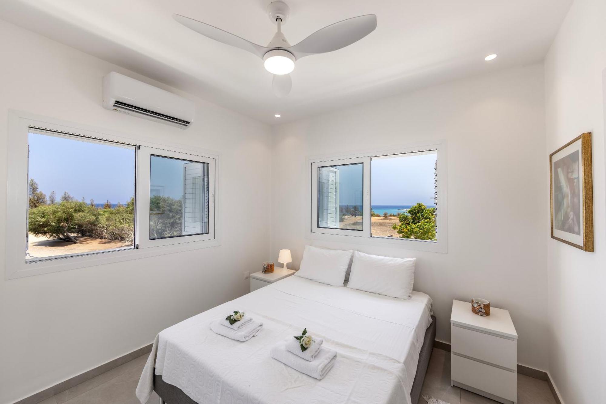 Protaras Nisia Seaside Villa Extérieur photo